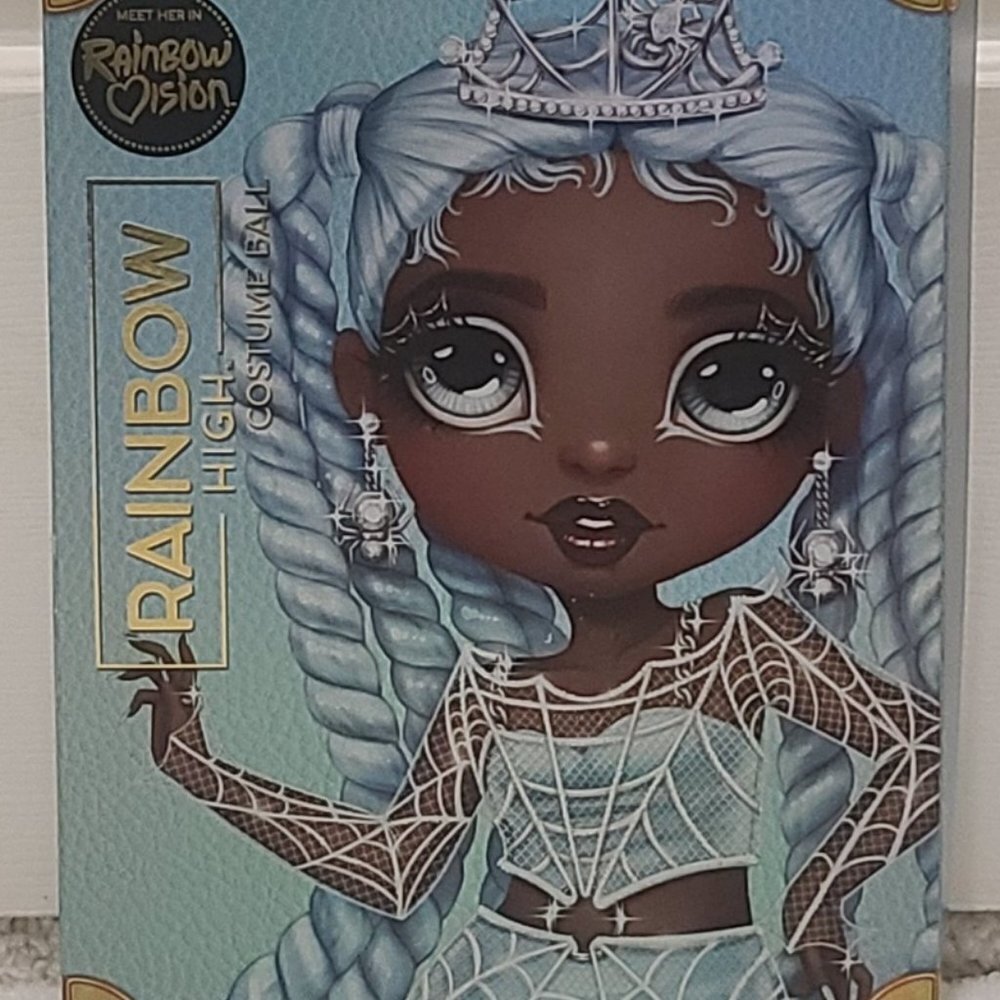 Rainbow High Costume Ball Special Edition Robin Sterling Fashion Doll